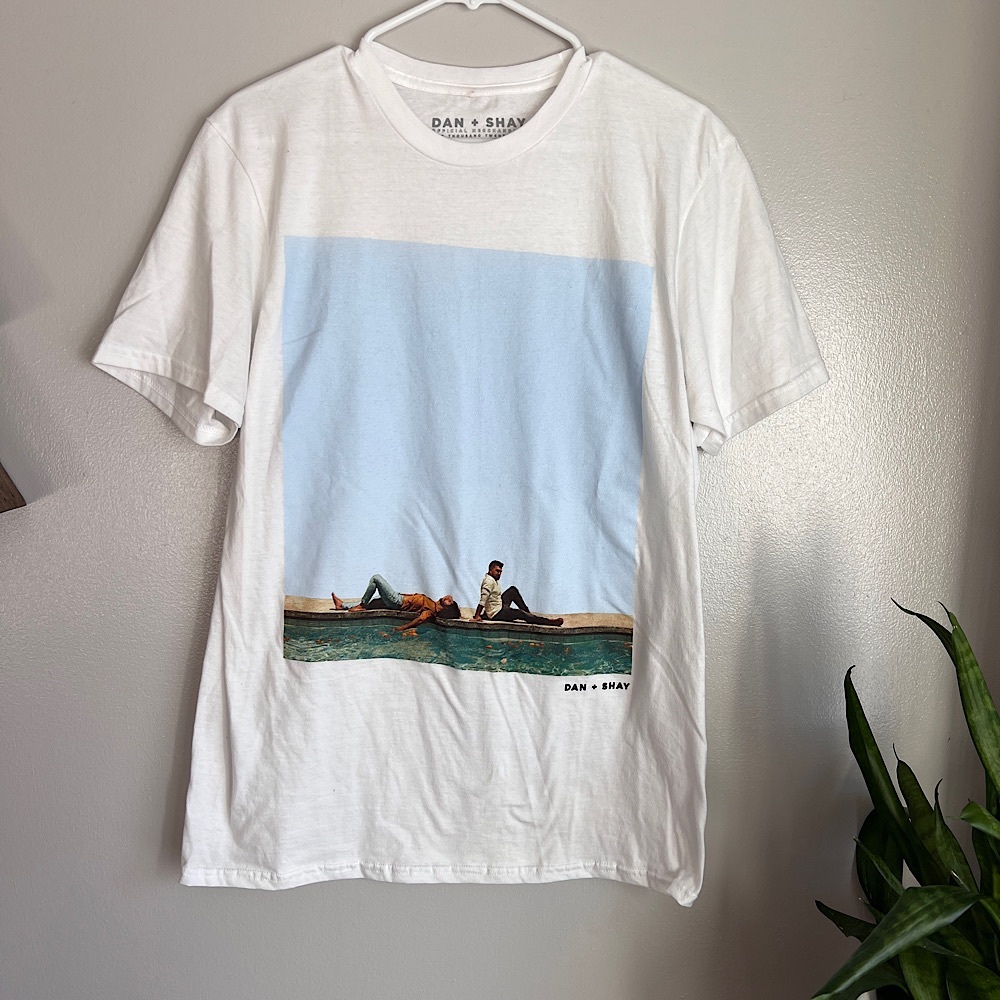Dan and Shay T-Shirt M